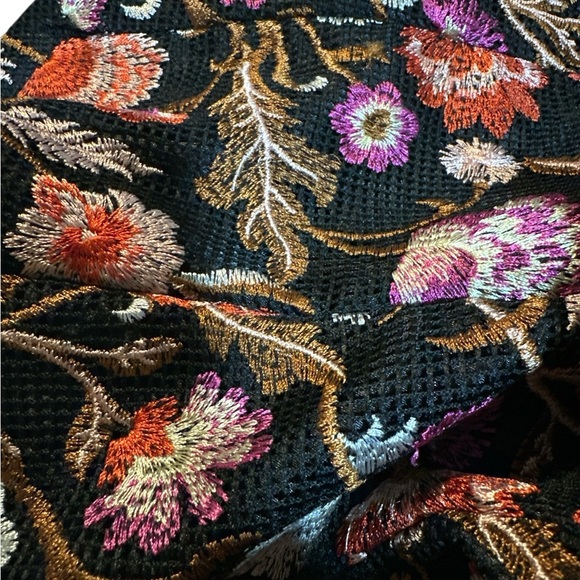 White House Black Market Embroidered Floral Sheath Dress - Picture 3 of 8